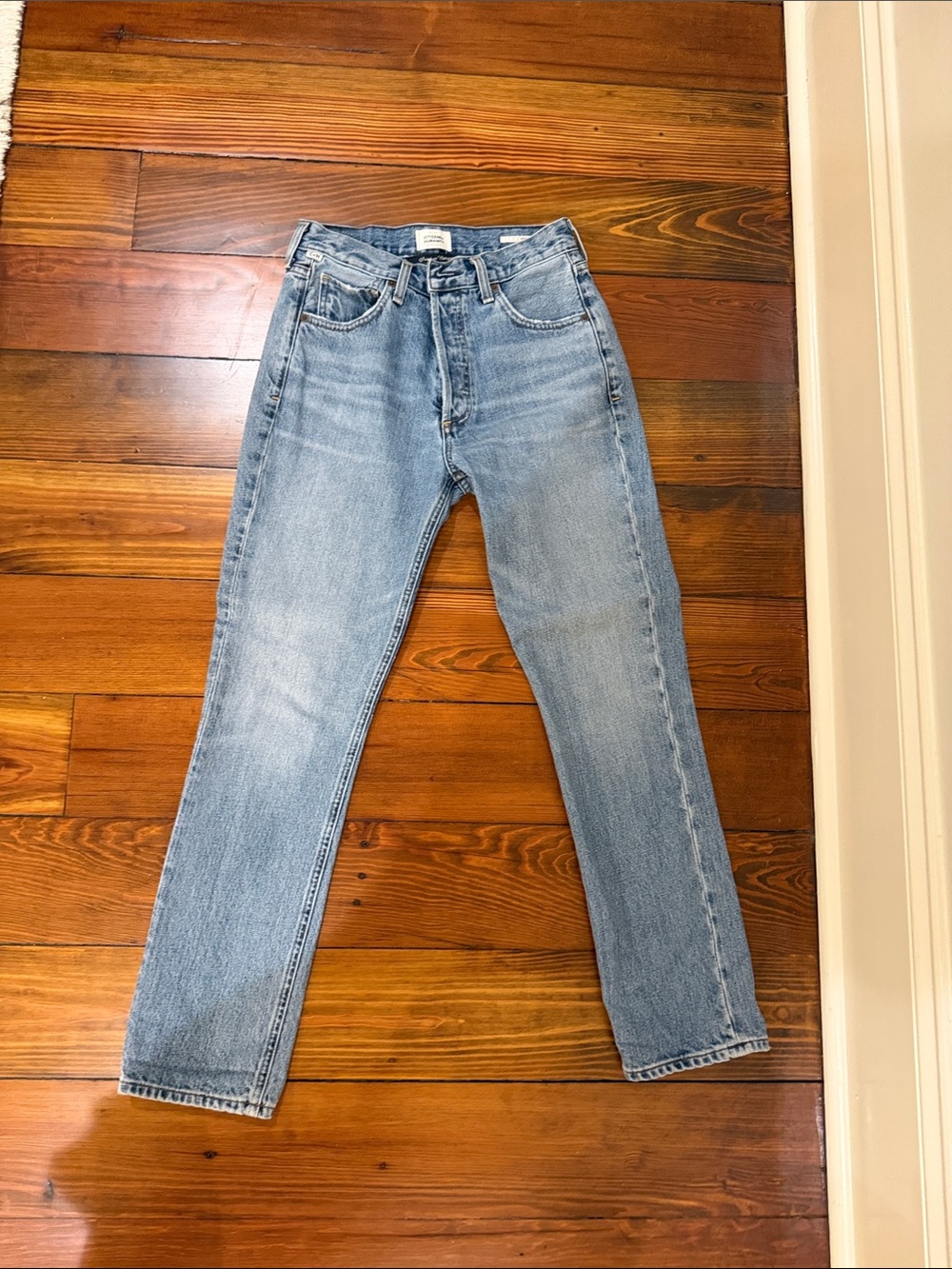 Citizens Of Humanity Light Wash Women's Straight Leg Jeans